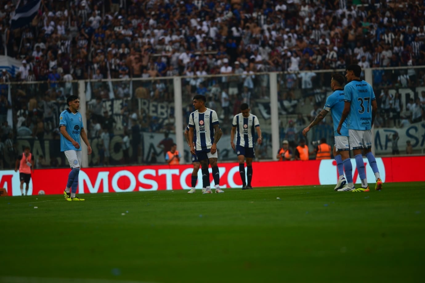 Talleres y Belgrano terminaron 0 a 0. (La Voz).