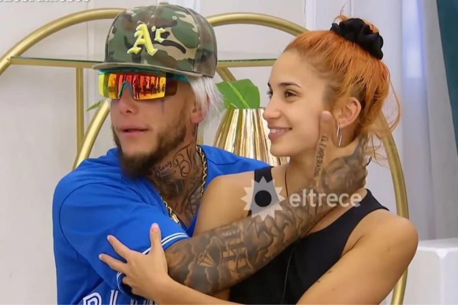 Alex Caniggia junto a Melody Luz.