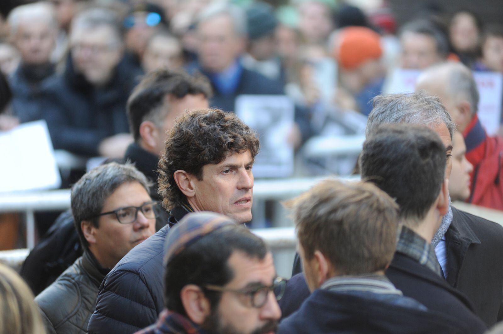 Martín Lousteau en el acto de la AMIA.