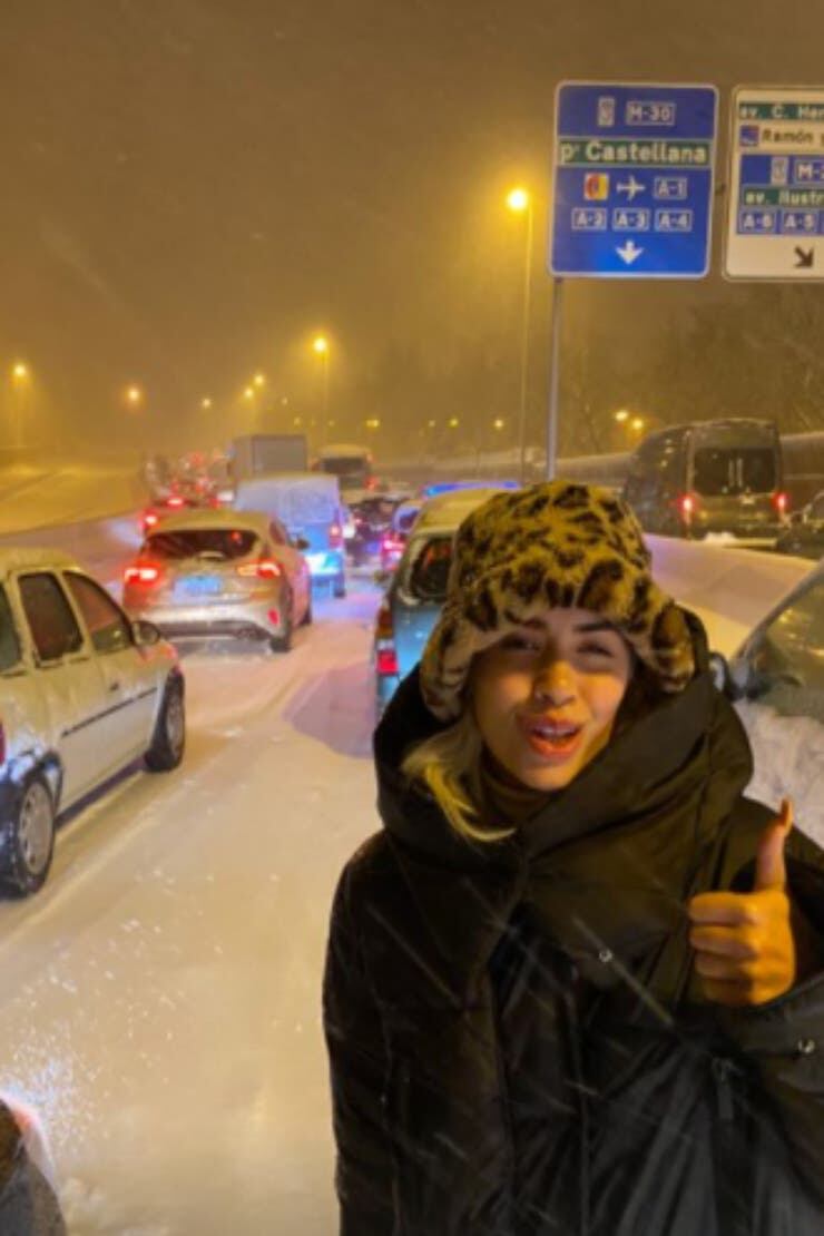 Lali en España durante el temporal.