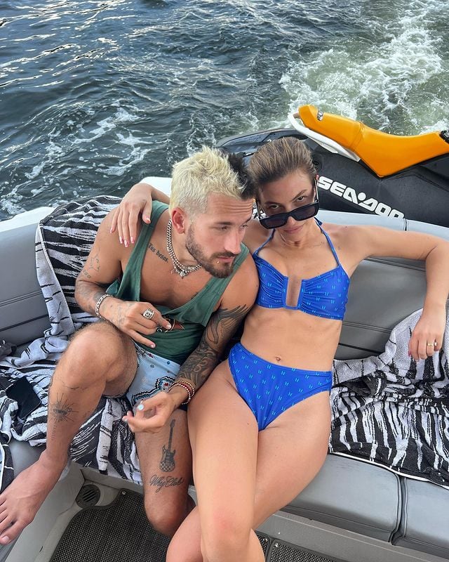 Postales de Stefi Roitman y Ricky Montaner en Miami