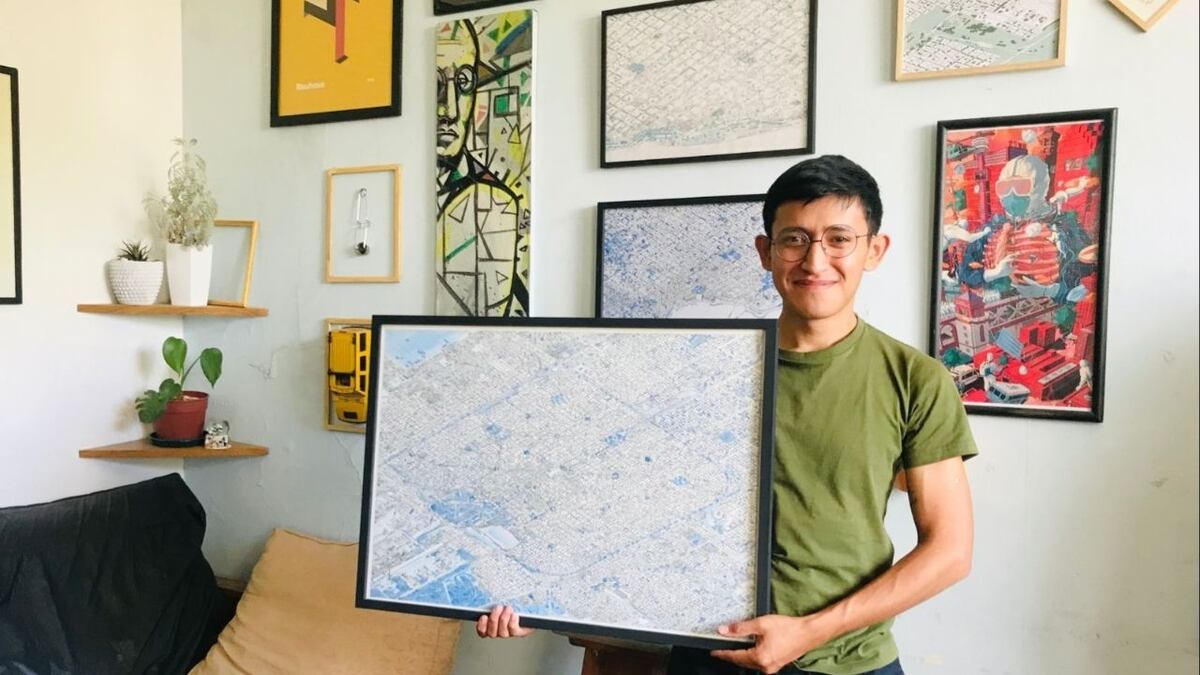 Detallista y talentoso: un vecino de La Plata ilustra mapas de ciudades a mano alzada y enloquece a todos