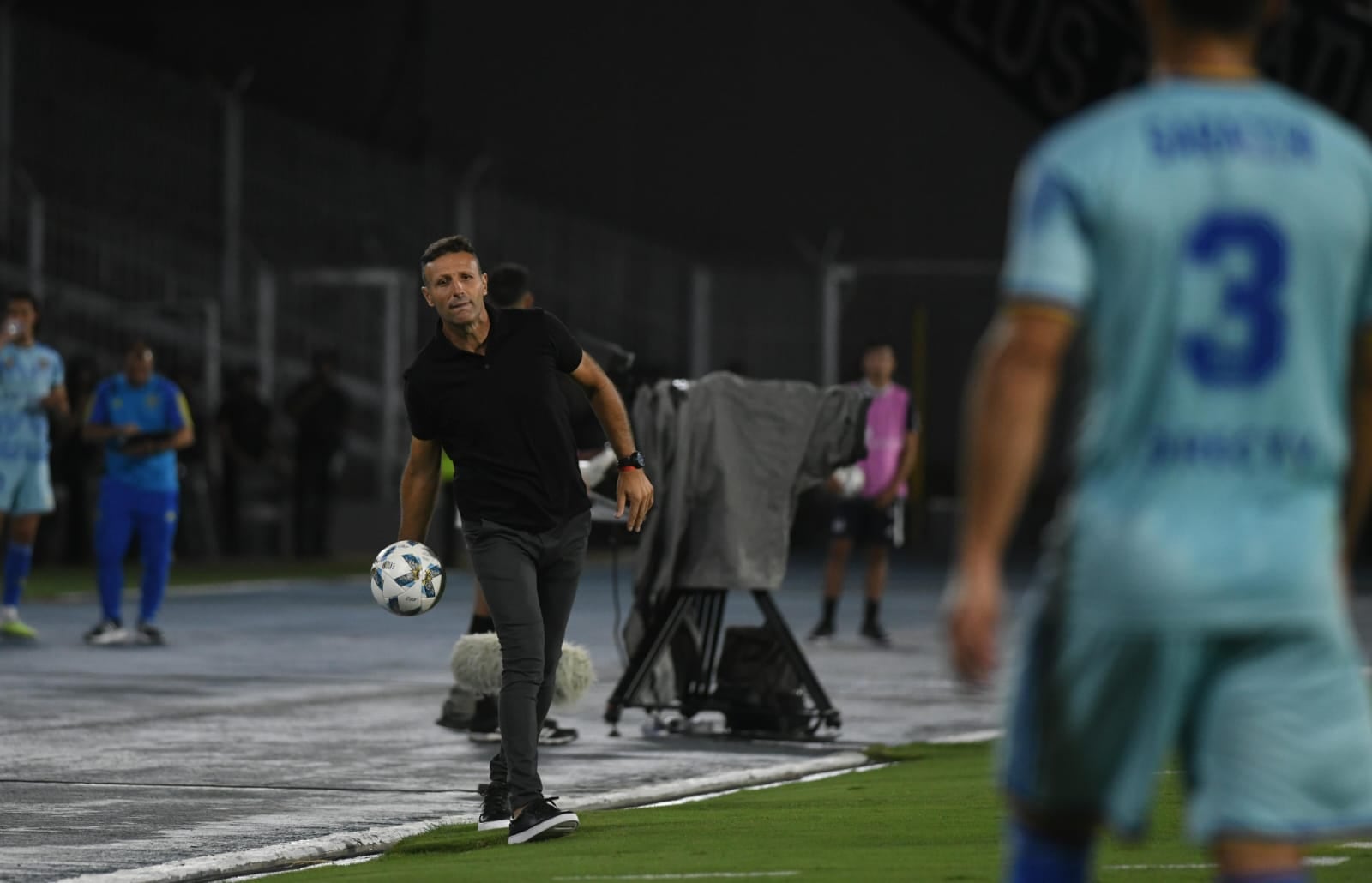 Amistoso Talleres Vs Boca Juniors en el Mario Alberto Kempes. (Facundo Luque / La Voz)