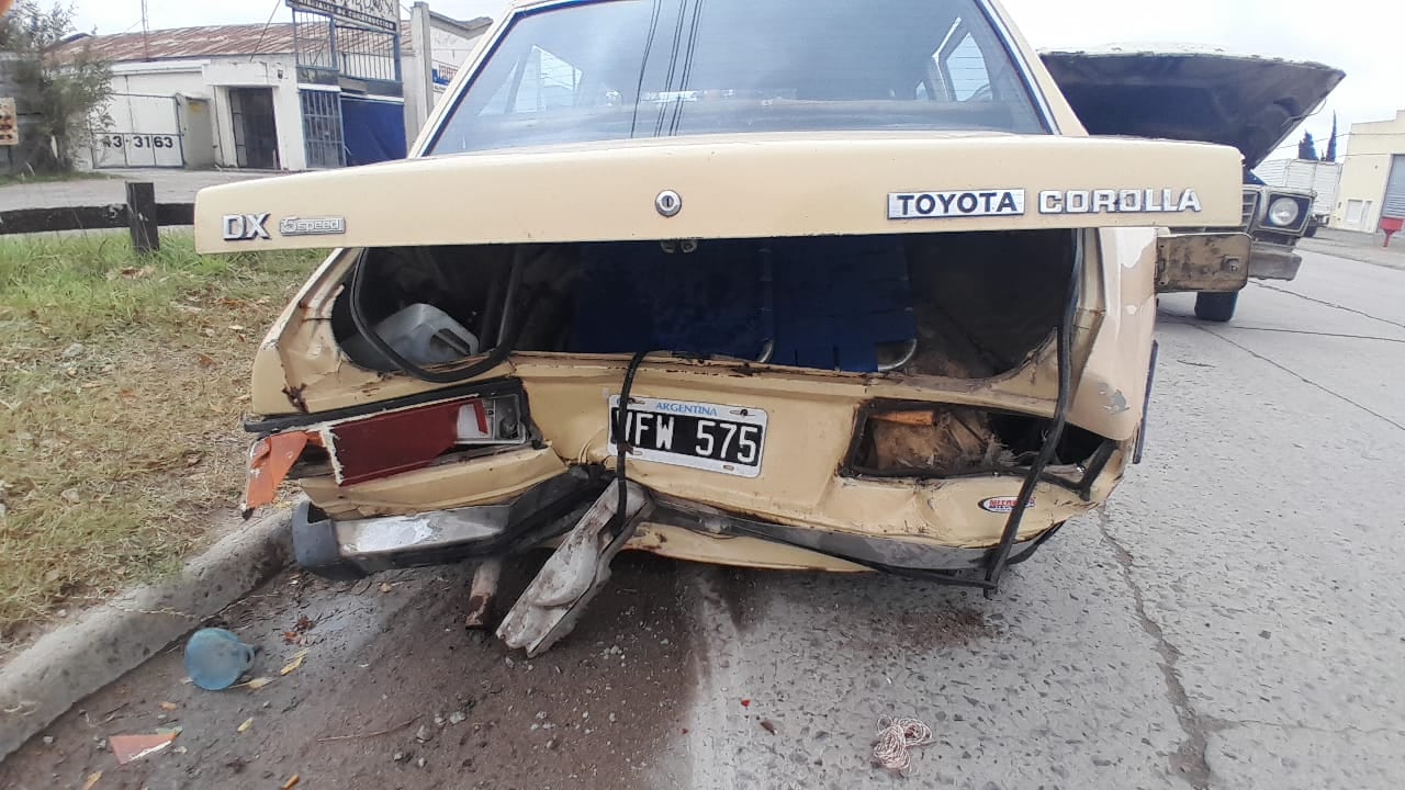 triple choque en avenida Caseros y La Plata