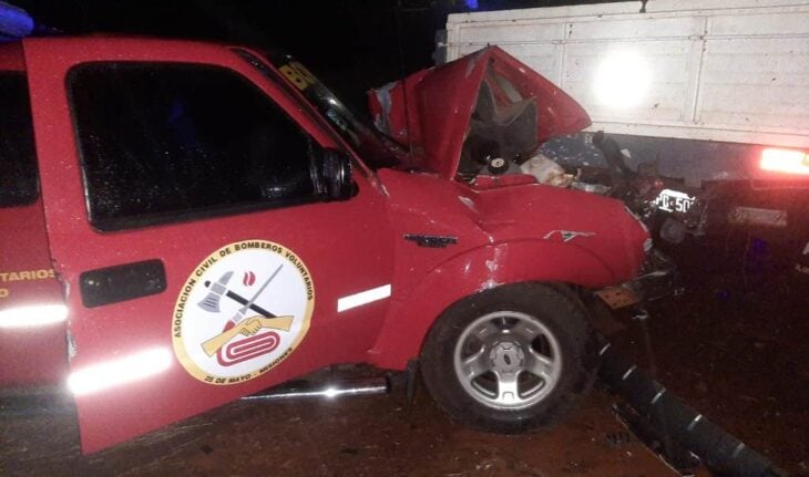 Siniestro vial en 25 de Mayo tuvo como protagonista a una camioneta de Bomberos Voluntarios