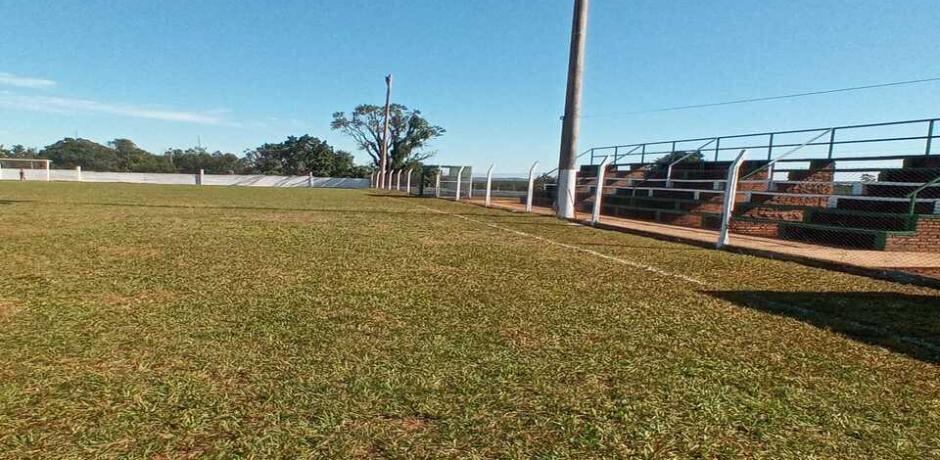 Colonia Victoria | En el marco de su 83° aniversario se inauguró la cancha municipal