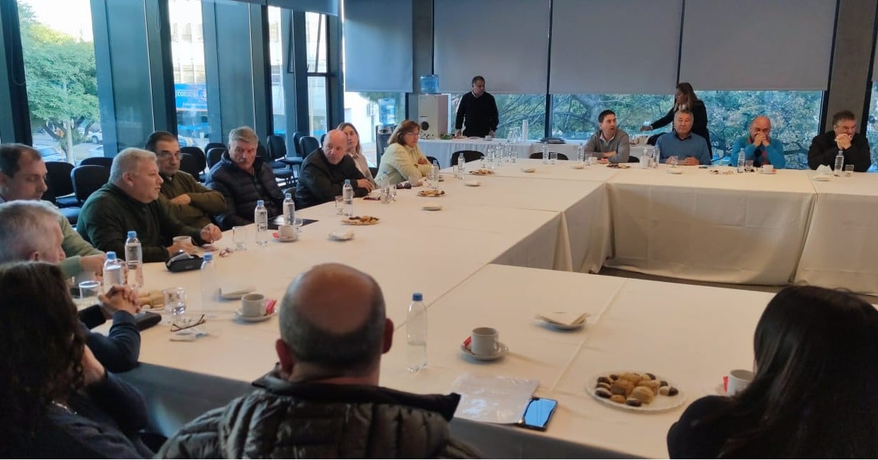 Gustavo Benedetti en la reunión con la Comunidad San Justo