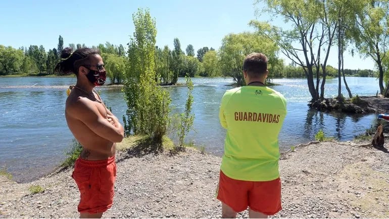 El cuerpo se encontraba del lado de Río Negro