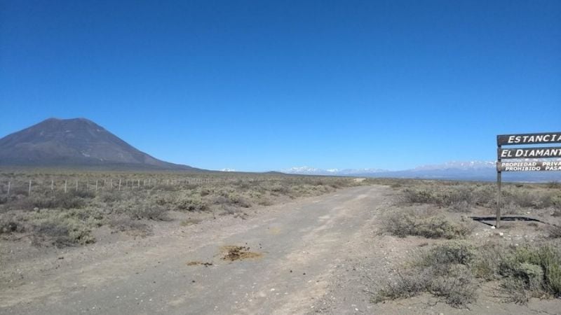 Los médicos constataron que la víctima había fallecido en el auto al volcar su camioneta en el Cerro Diamante.