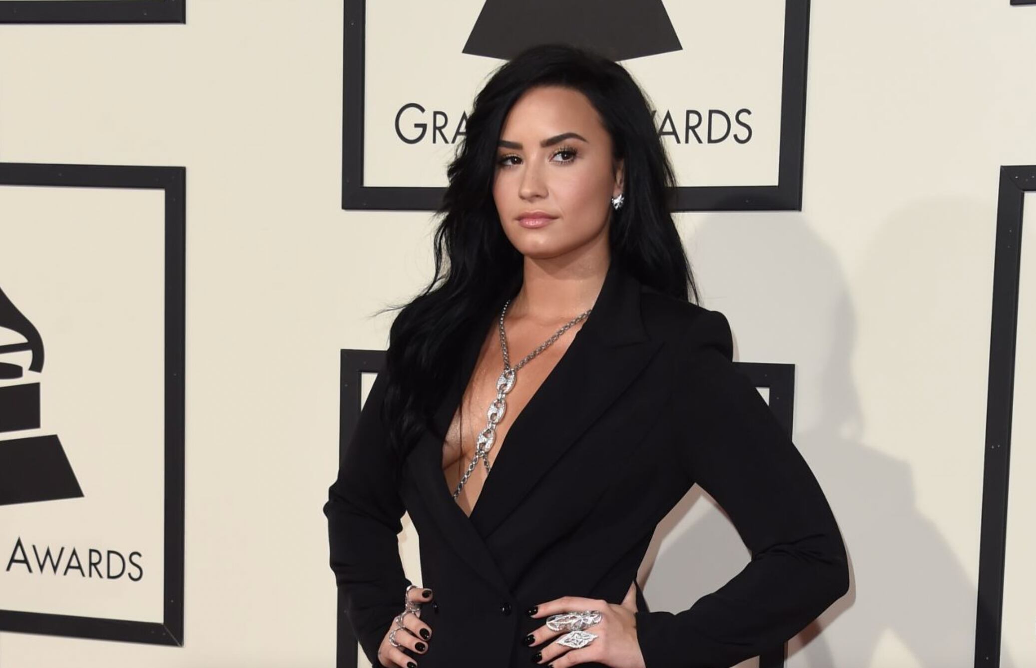 Demi Lovato aconsejó a sus fans que vivan sus verdades.