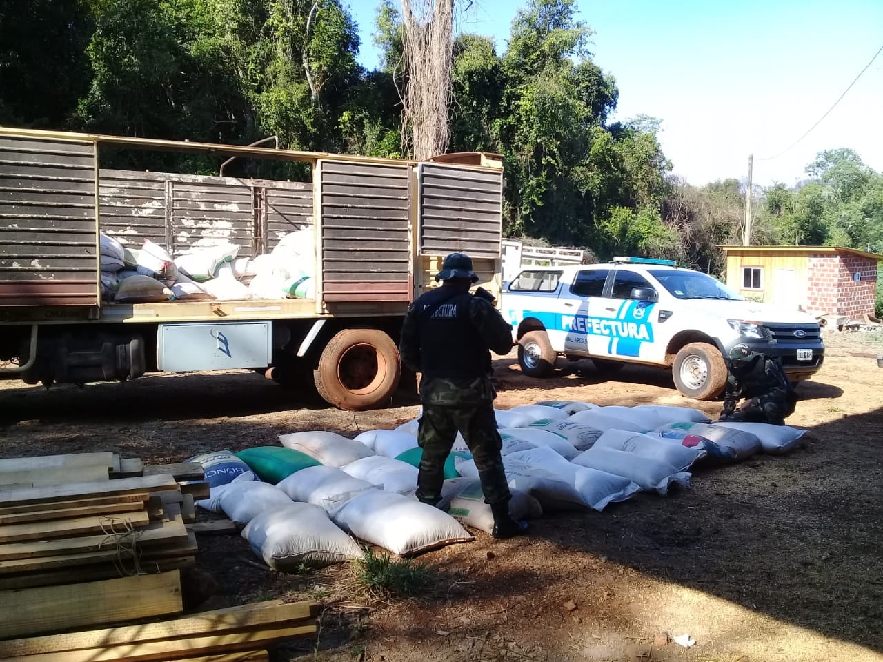 Secuestran contrabando de granos en El Soberbio.