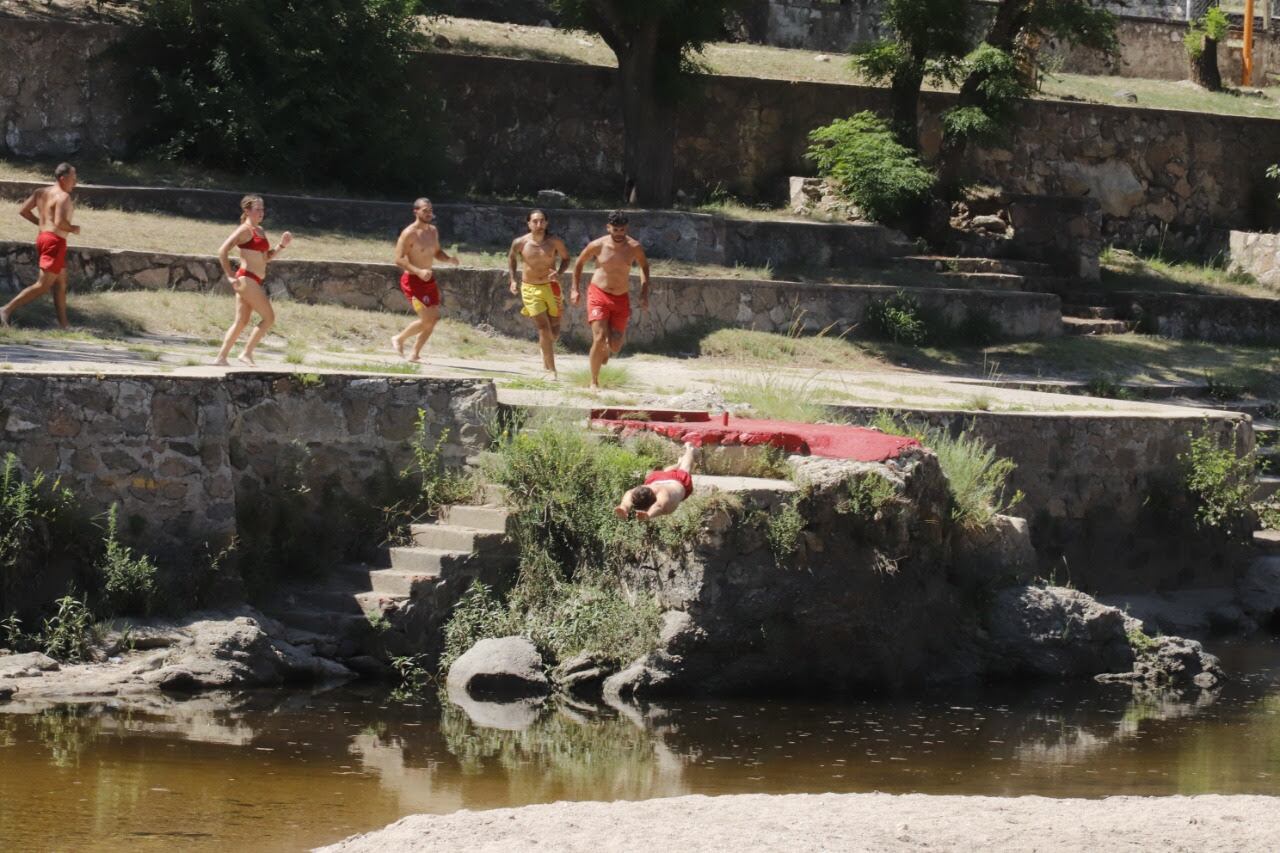 Comenzó el verano en los ríos de Carlos Paz