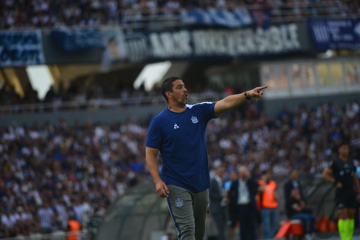 Fernando Machado, DT alterno de Talleres: “Hicimos todo para ganar el partido”