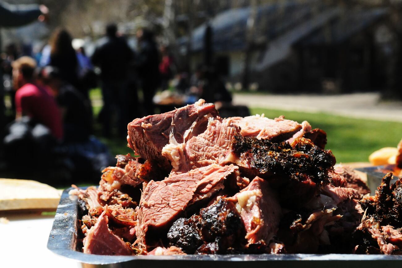 Asado con cuero. Imagen ilustrativa. (Archivo / La Voz)