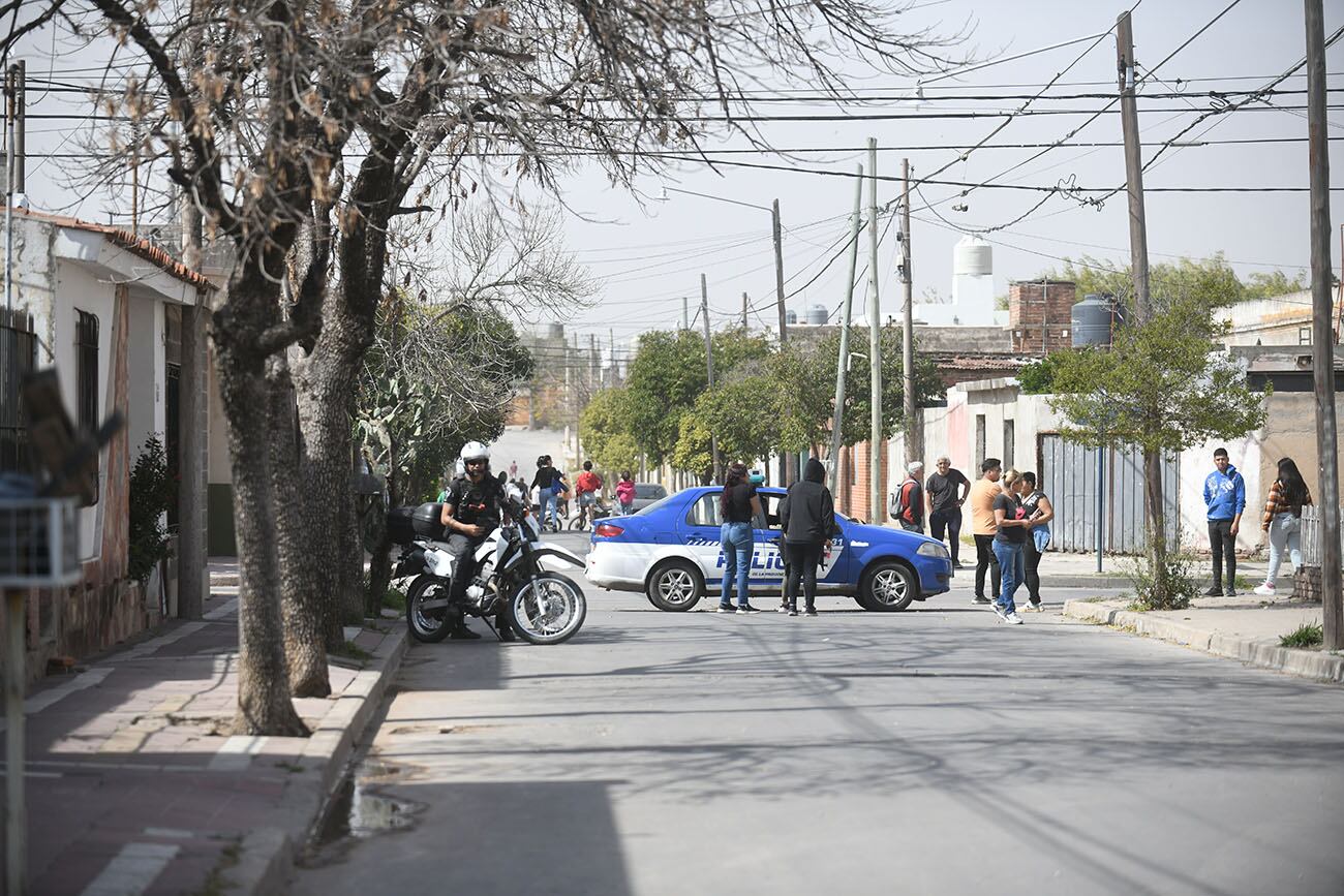 Protesta vecinal en Yapeyú pidiendo justicia por la muerte de Gabriela Pérez.