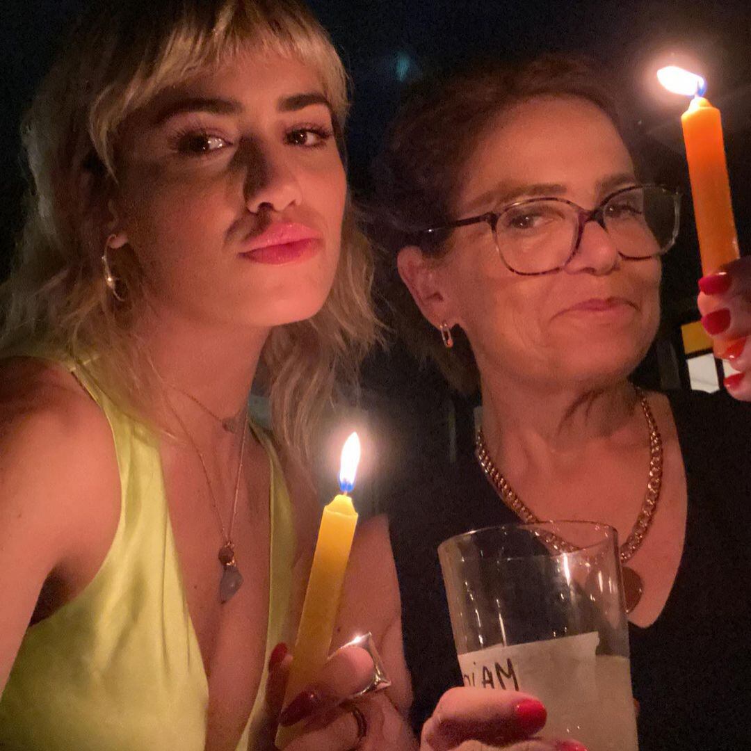 Lali Espósito junto a su mamá, Majo Riera.