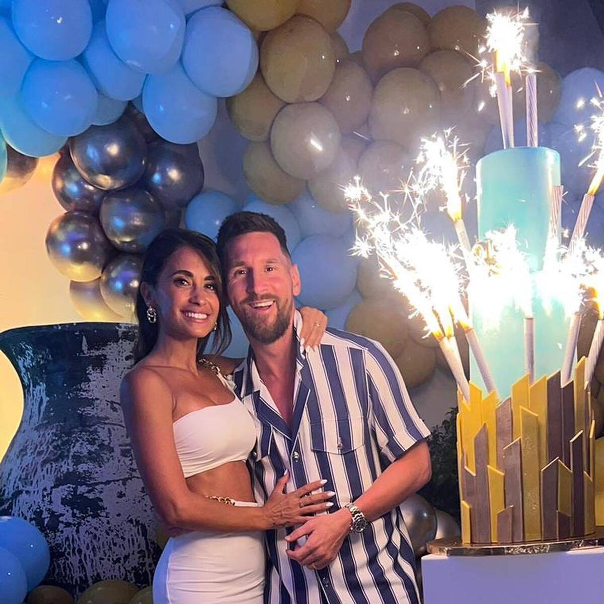 Lionel Messi compartió selfie con Antonela Roccuzzo antes del baile en Ibiza