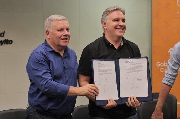 El Gobernador Martín Llaryora junto a intendente Gustavo Benedetti