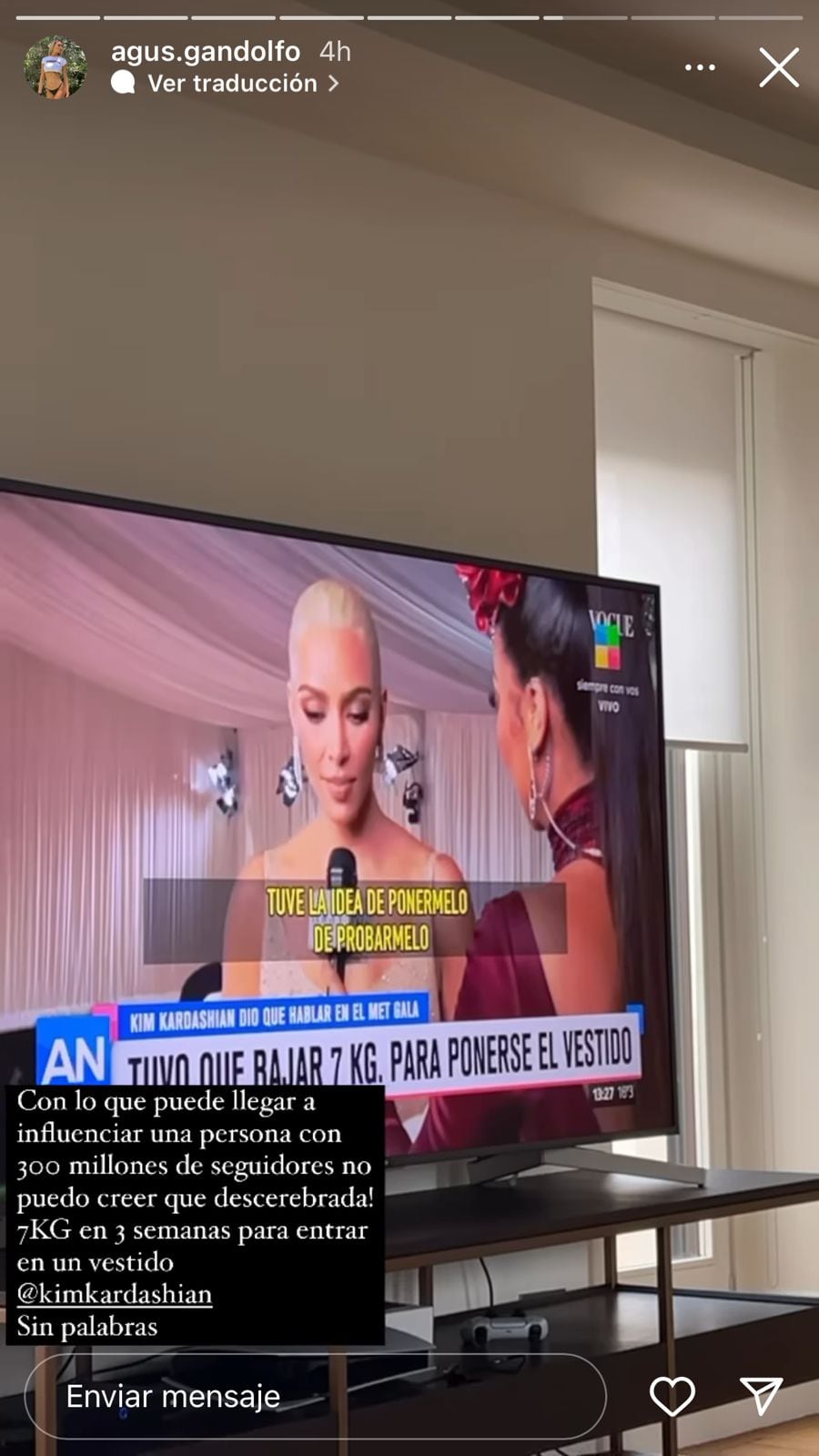 Agustina Gandolfo tildó a Kim Kardashian de “descerebrada” por bajar de peso para entrar en el vestido de Marilyn Monroe.