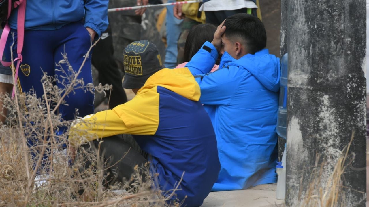 Volcó un micro con hinchas de Boca en San Martín.