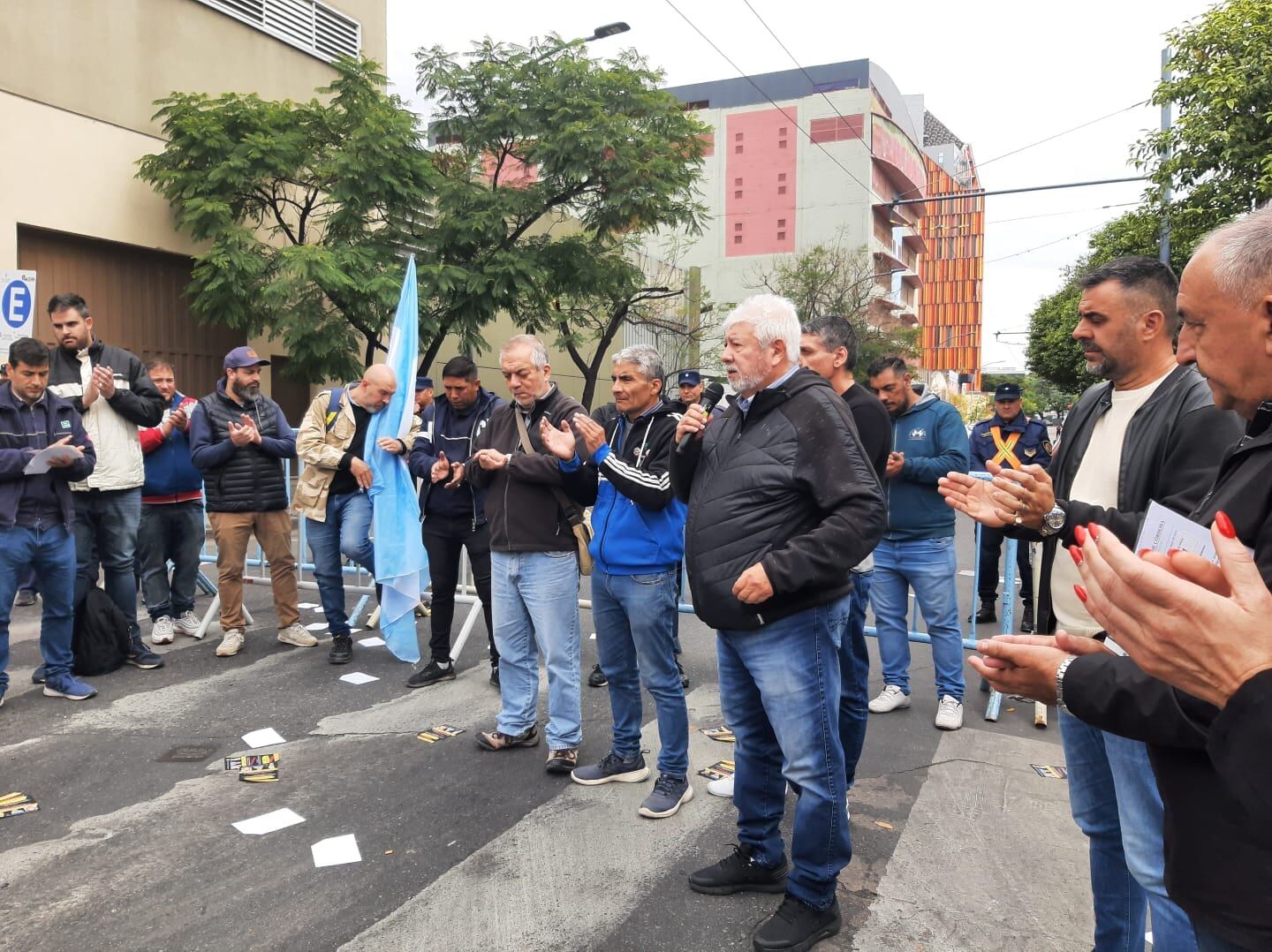 El gremio marchó para pedir que la Justicia investigue a Epec.