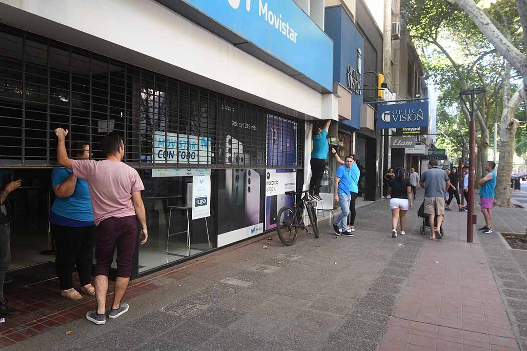 Por varias horas de la tarde, se produjo un corte de energía eléctrica en gran parte de todo el país. 