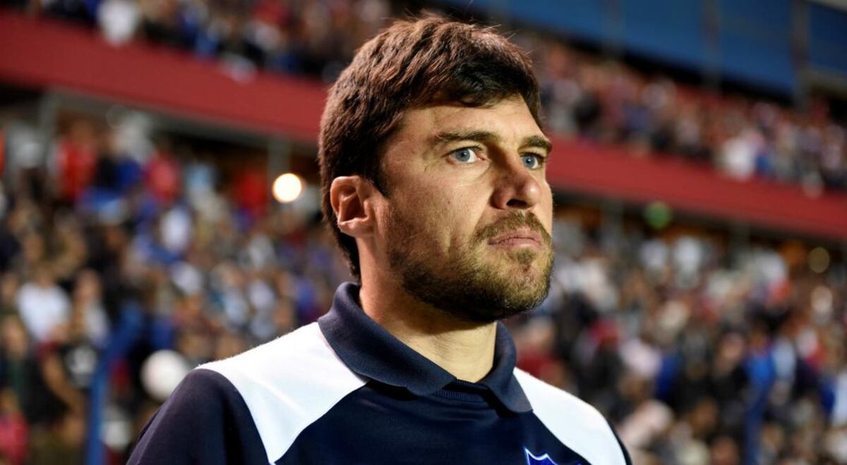 “Estoy muy entusiasmado”: el Cacique Medina fue presentado como nuevo DT de Talleres