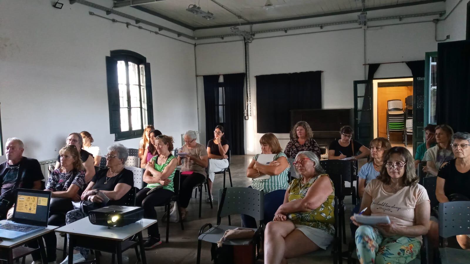 Se realizó el segundo Taller de Compostaje en el Centro Cultural La Estación de Tres Arroyos