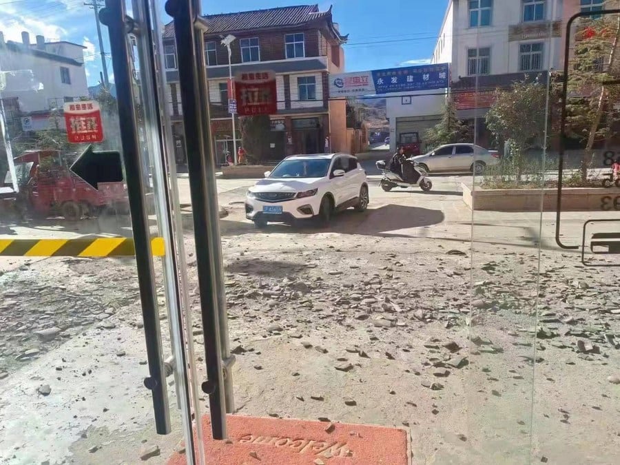 Dos personas resultaron gravemente heridas en el condado de Ningland.