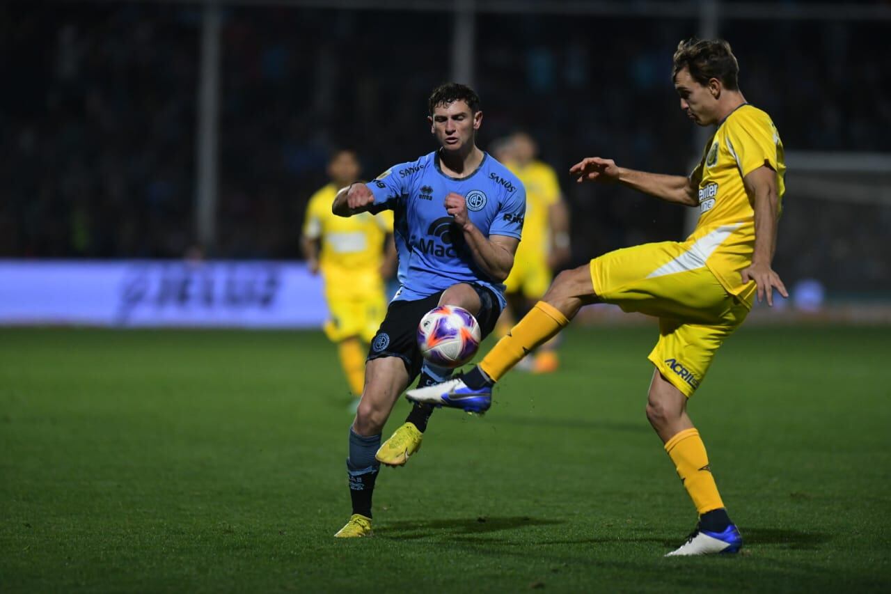 Belgrano y Rosario Central, por la última fecha de la Liga Profesional 2023, en Alberdi. (Facundo Luque / La Voz)