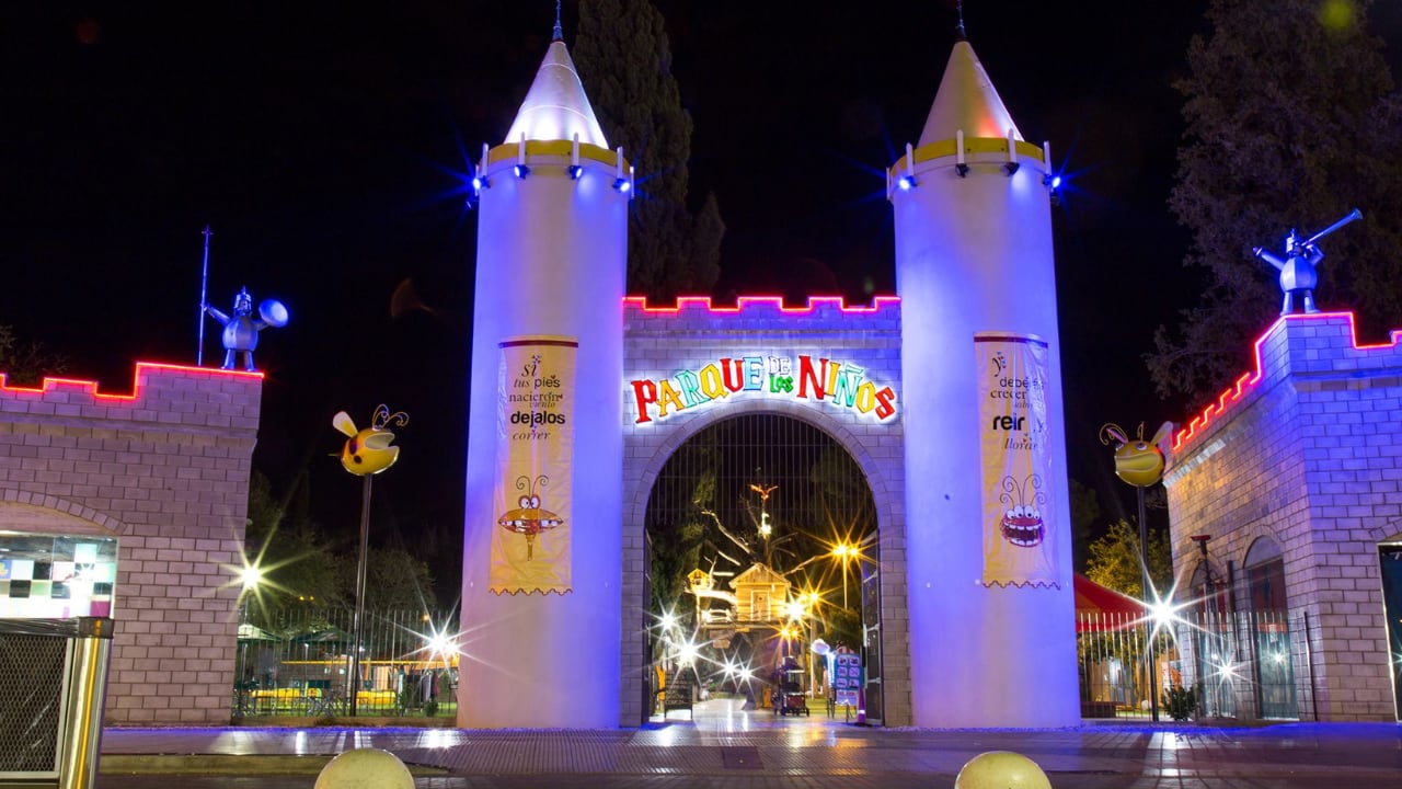 El Parque de Los Niños es un lugar mágico donde los más chicos vivirán momentos de pura diversión