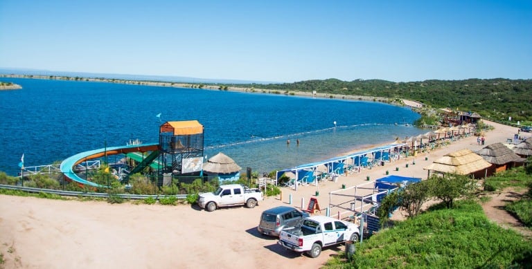 Nueva playa en el perilago del Piscu Yaco en San Luis.