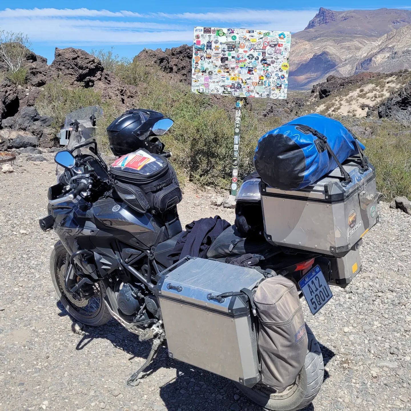 El vehículo en el que se transportan.