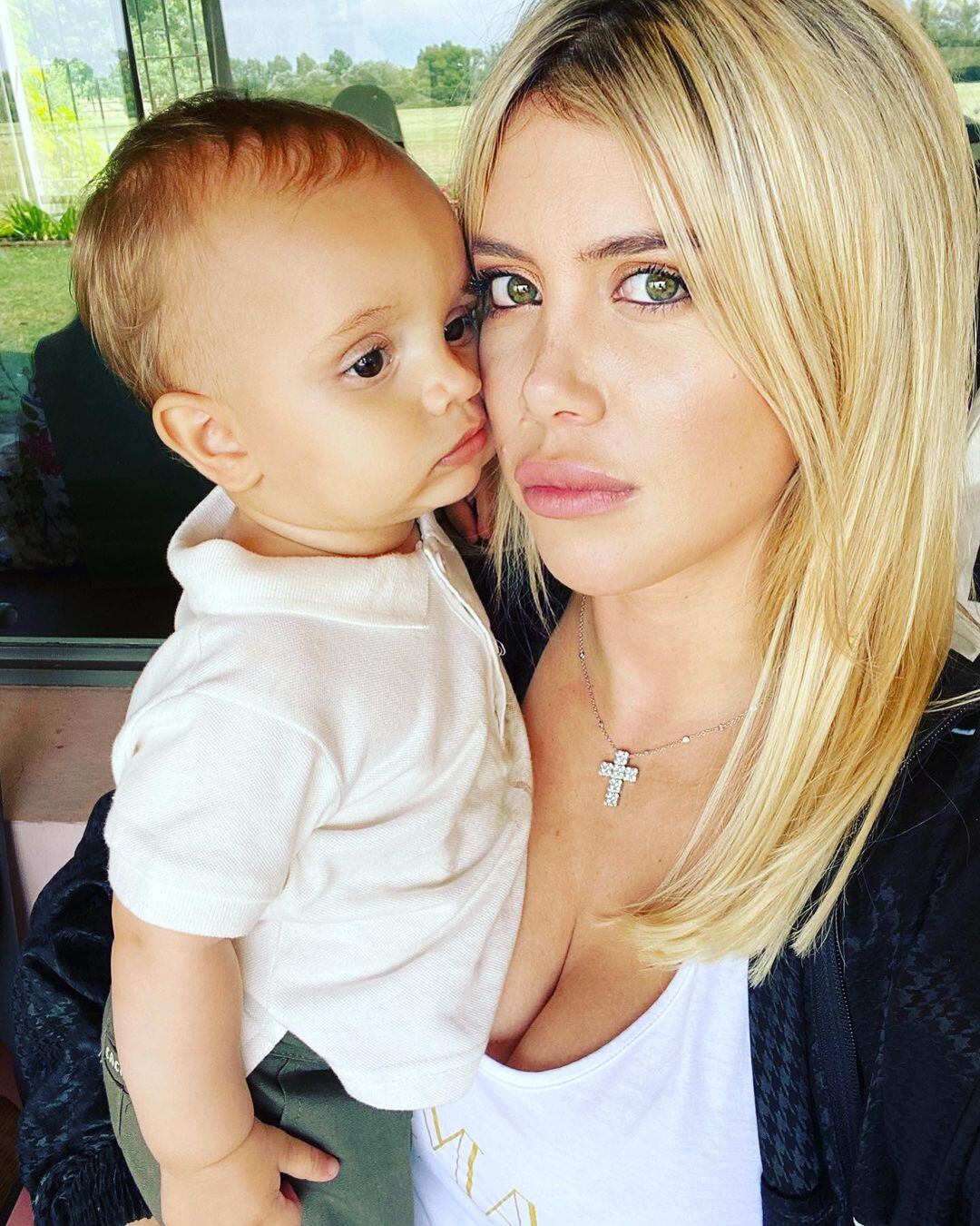 La publicación de Wanda Nara junto a su sobrino.