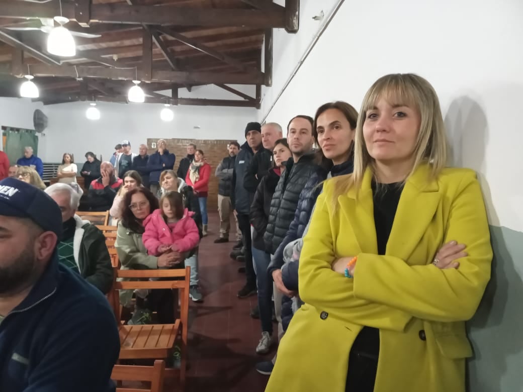 Claudia Cittadino participó de la reunión informativa por la obra de pavimentación