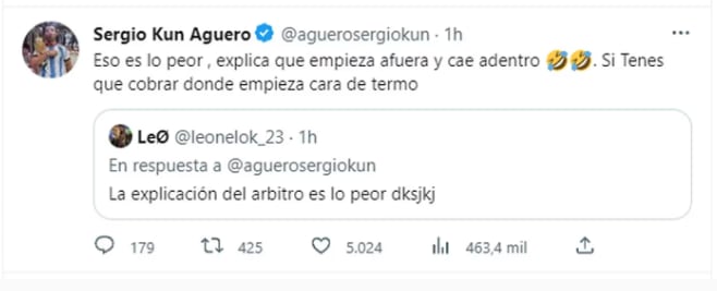 Las críticas del Kun contra el árbitro.