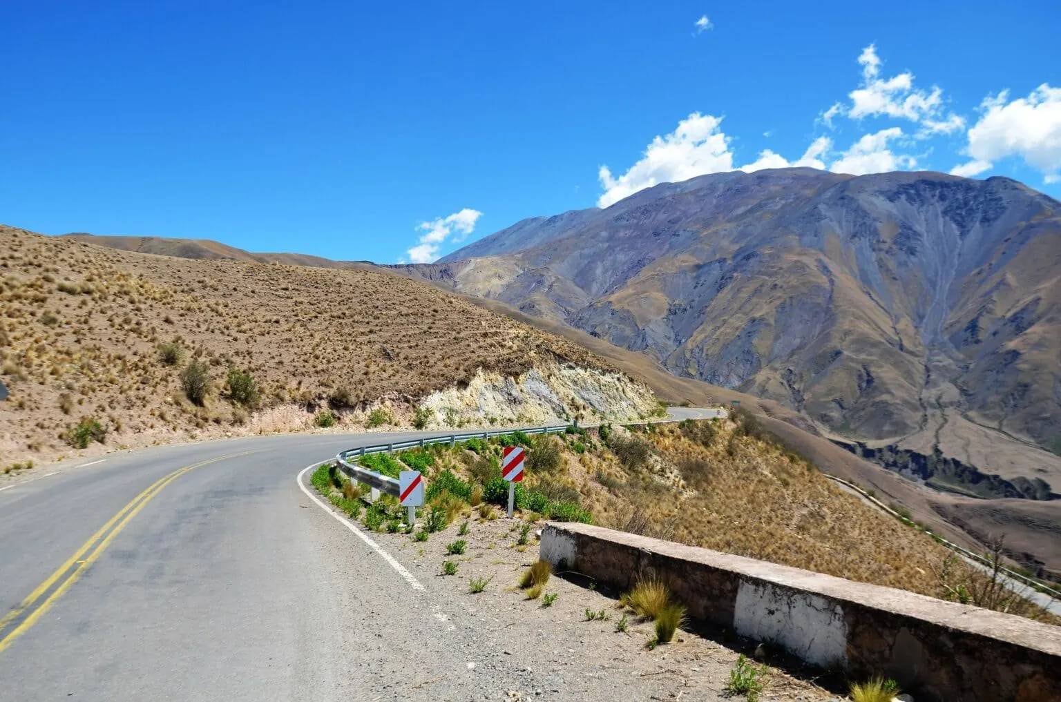 Aprovecha el PreViaje 4 para ir a conocer la Cuesta del Obispo en Salta.