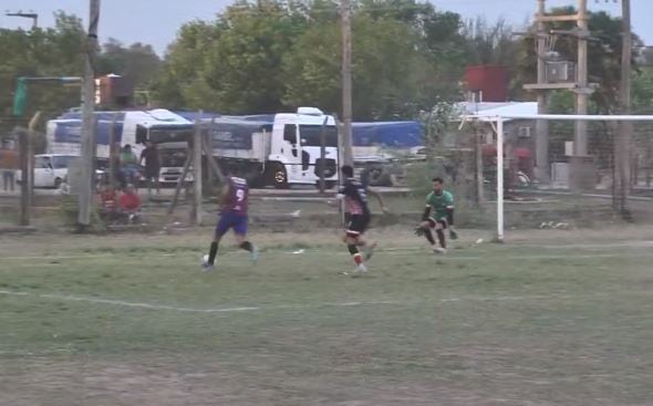 Fútbol Sportivo 24 vs Balnearia en Arroyito