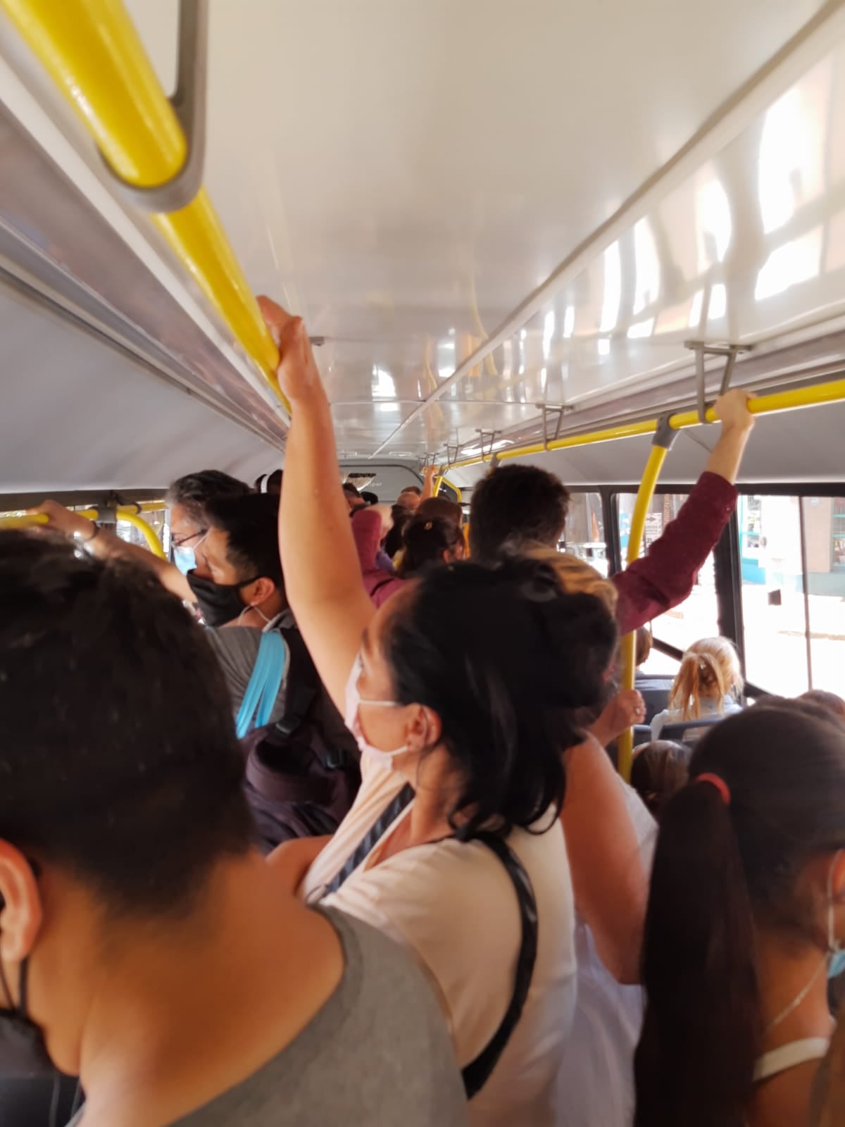 En algunos casos, las frecuencias de los colectivos son de 30 minutos o más.