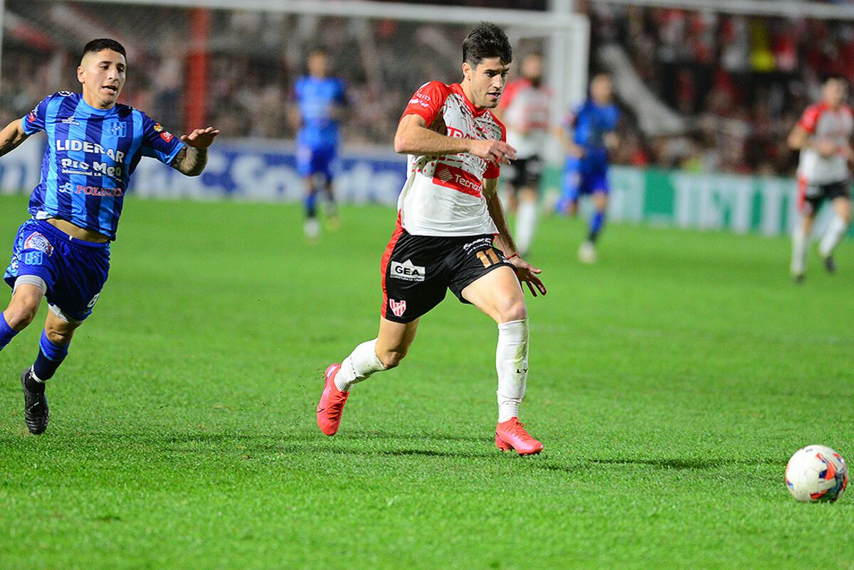 Gregorio Rodríguez, figura en Instituto y la jugada a lo Mbappé que enloqueció a todos