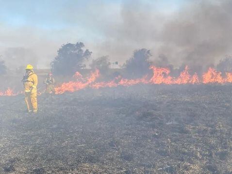 Incendio sobre la autopista Córdoba- Carlos Paz.