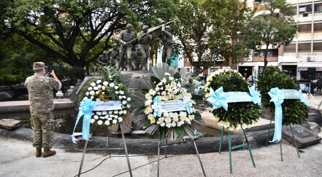 Homenajearon a excombatientes de Malvinas en Córdoba (Pedro Castillo)