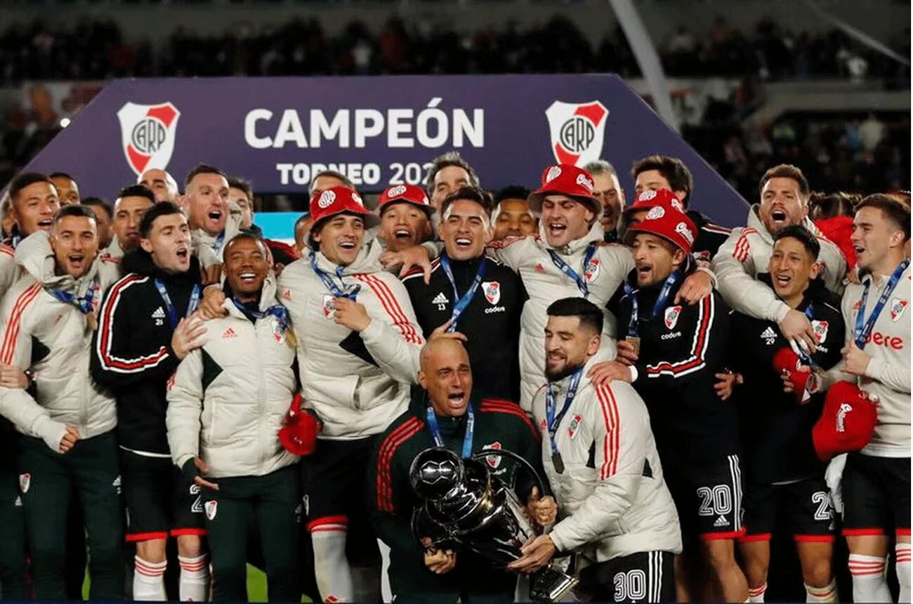 River campeón del torneo pasado. 