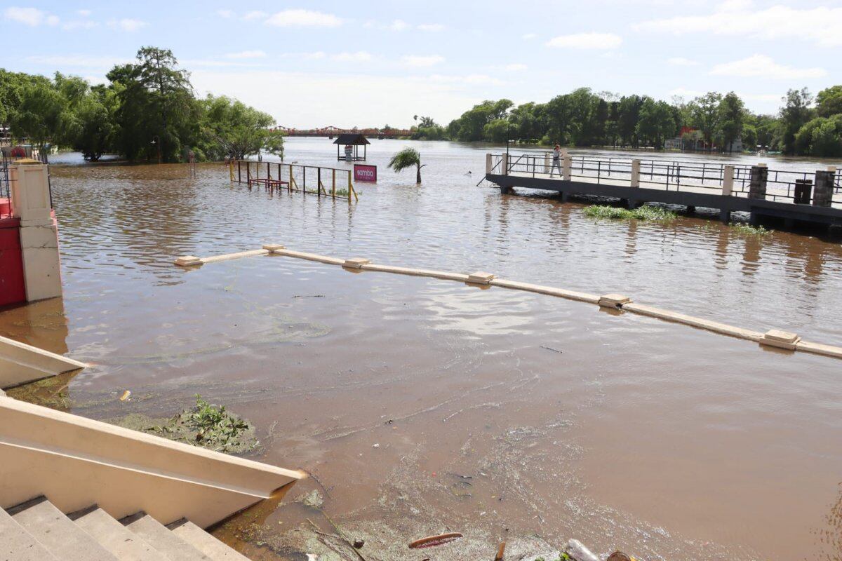 Crecida del Río Gualeguaychú: hay vecinos afectados