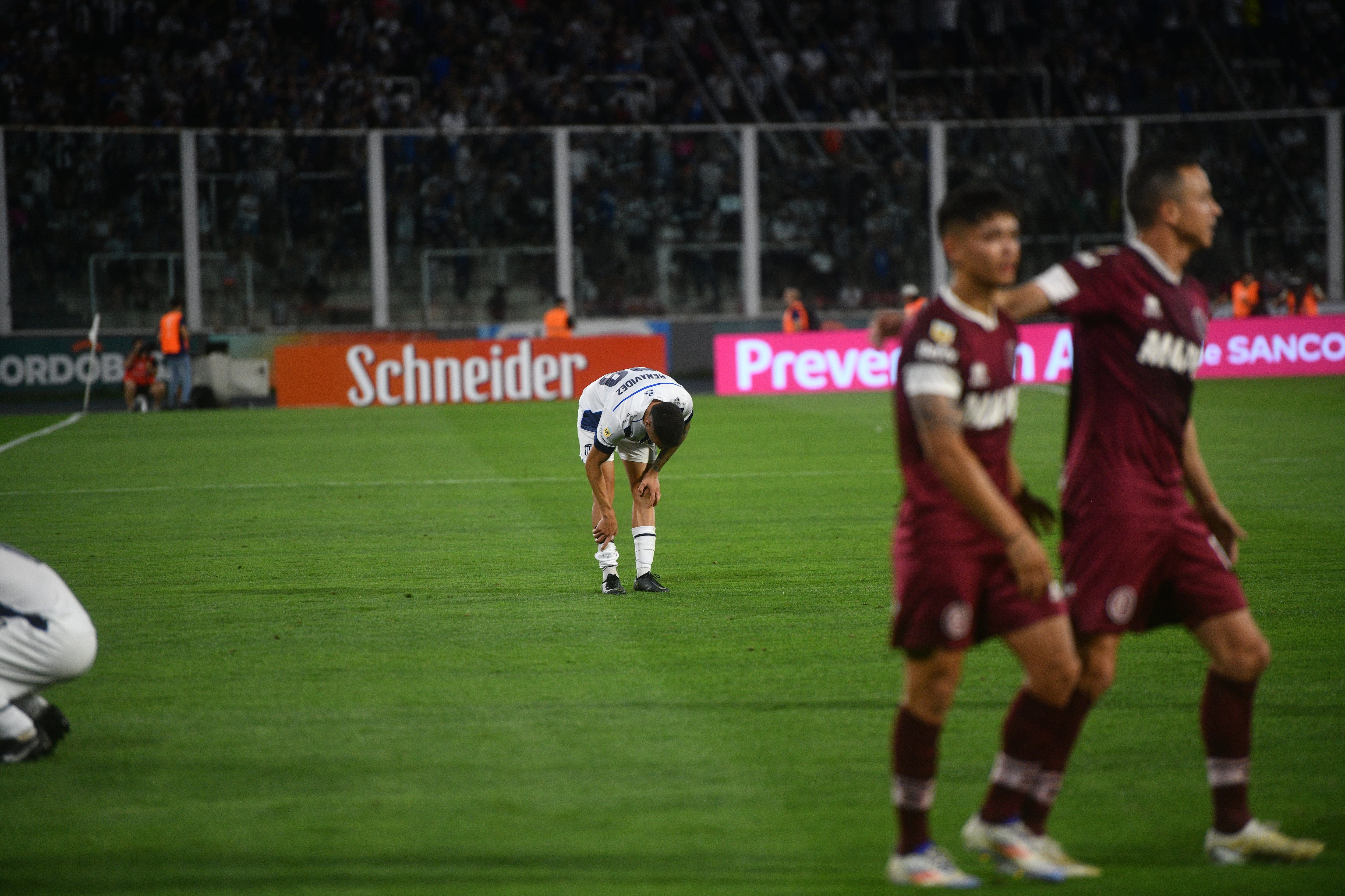 Talleres cayó 1-2 ante Lanús por la Liga Profesional. (Pedro Castillo / La Voz)