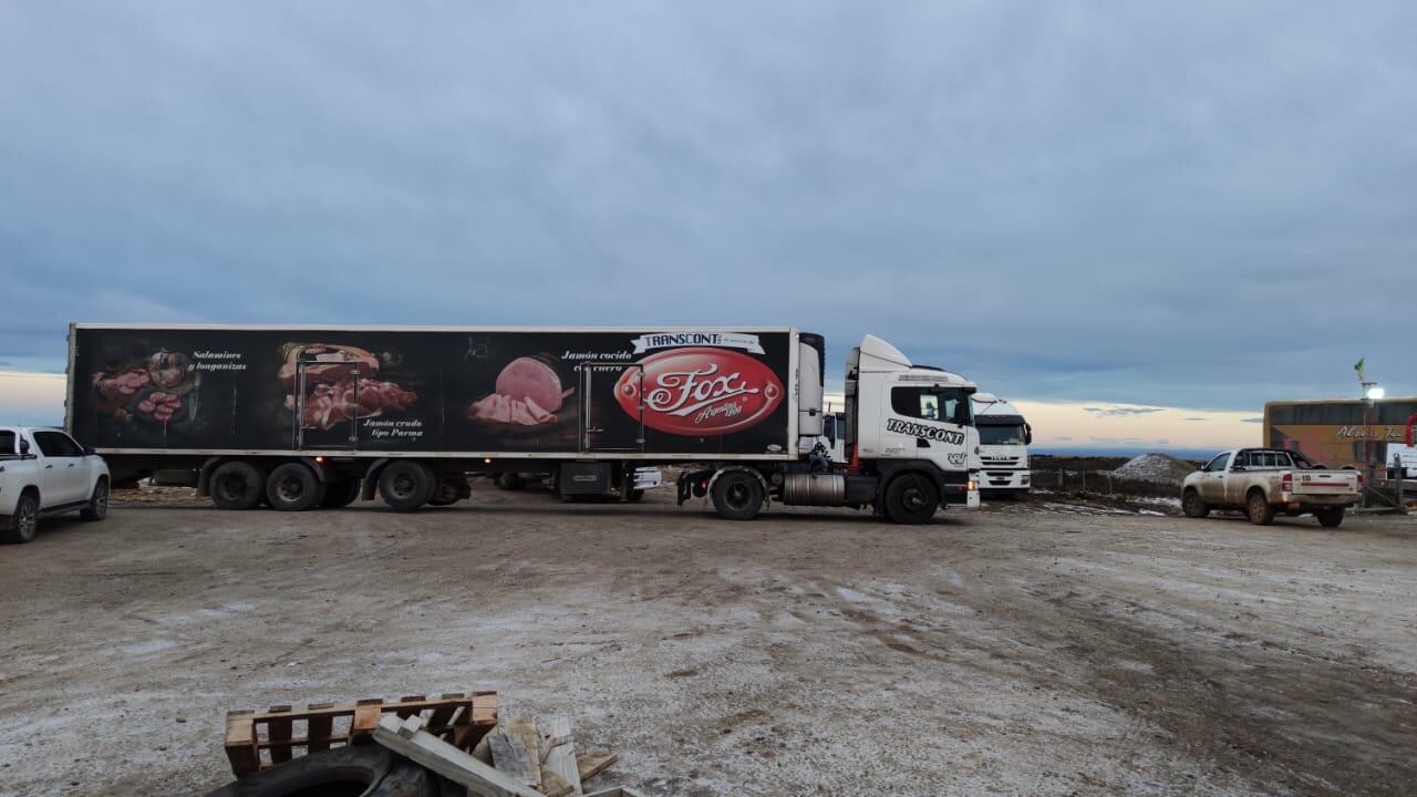 Los trabajadores reclamaron durante una semana en el ingreso a La Barrancosa.