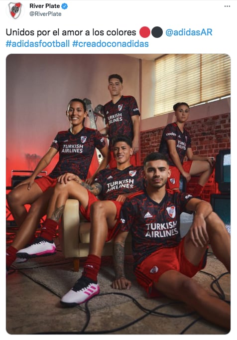 River presentó su nueva camiseta para la temporada 2021/22.