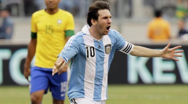 El 9 de junio del 2012 Messi le hizo tres goles a Brasil en un amistoso jugado en Estados Unidos. (Foto de AP)