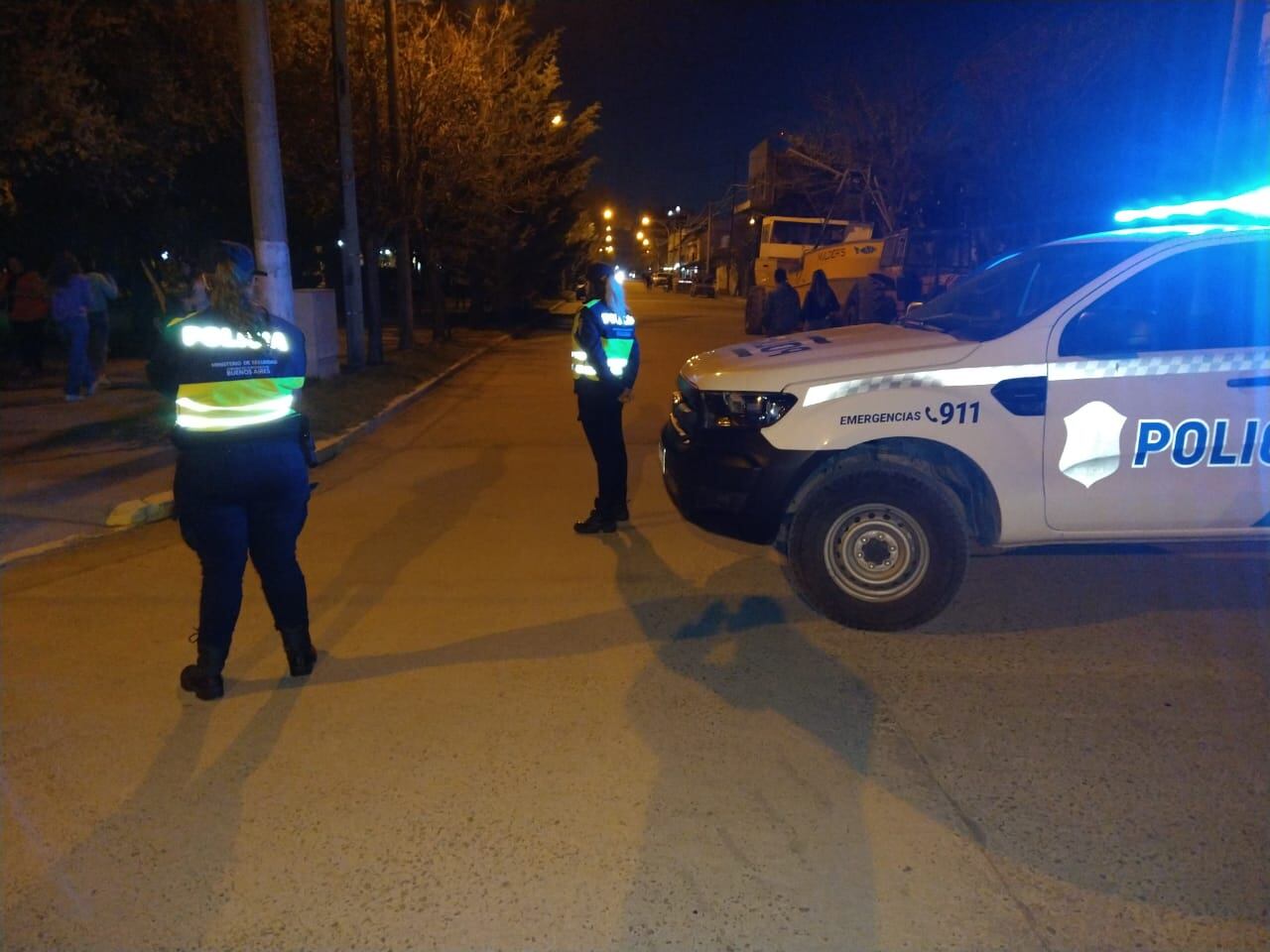 Primavera en Claromecó: un herido de arma blanca, hurto de una auto y robo en un comercio