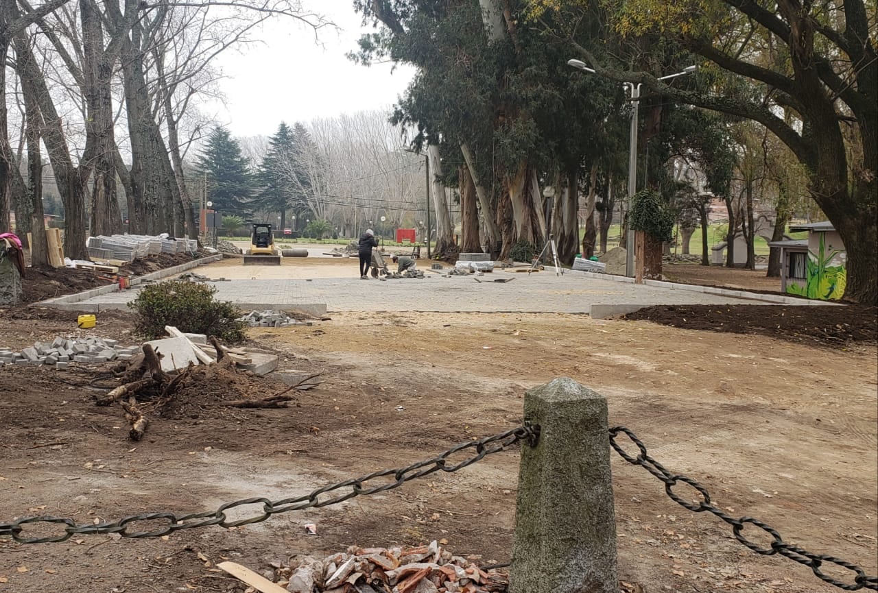 Así están las obras en la zona recreativa para niños y niñas tandilenses en el Dique.